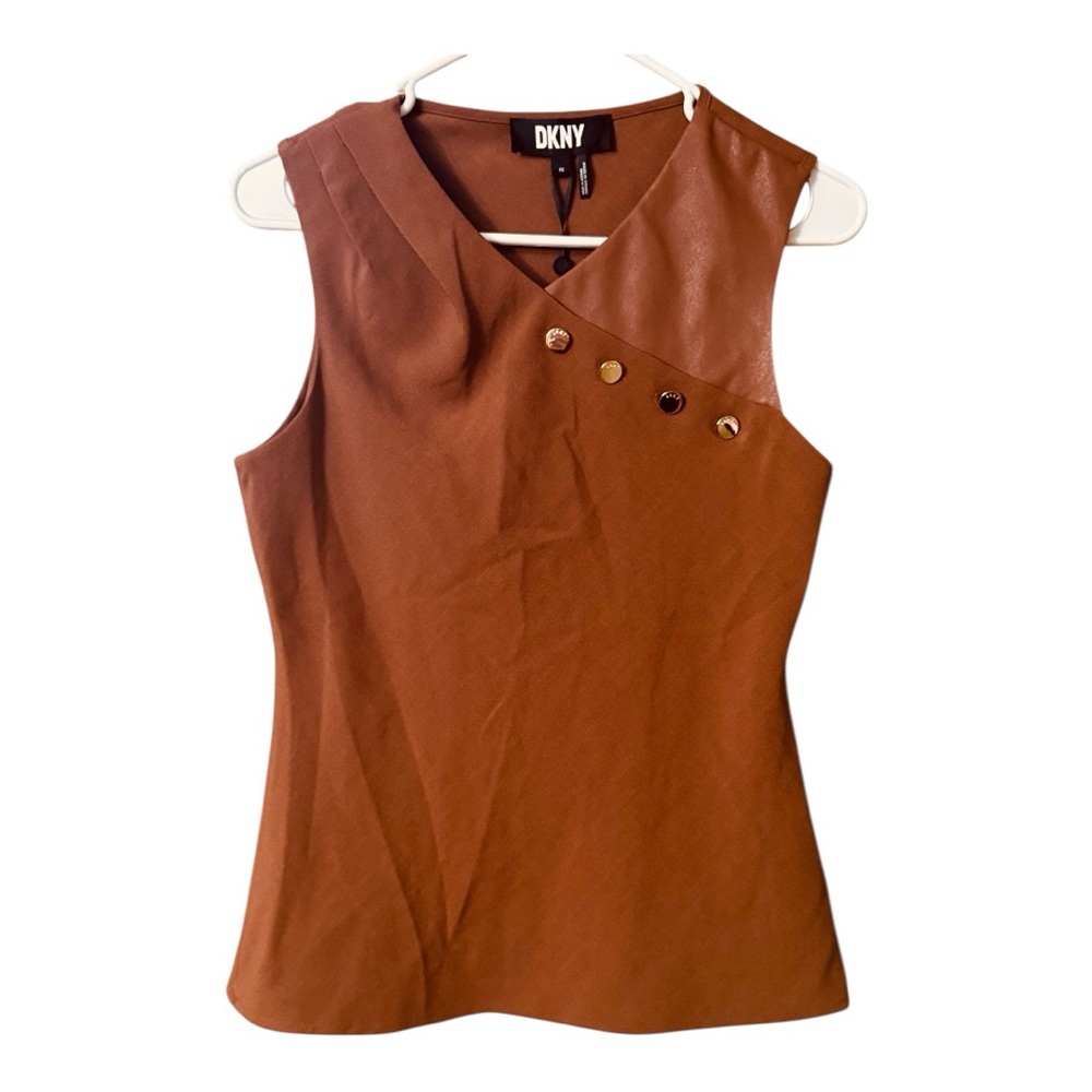 Dkny Solid Knit Asymmetric Neck Sleeveless Button Embellished Top size S